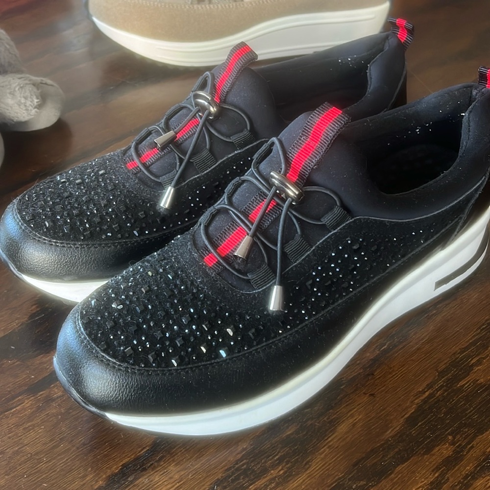 Slip on sneakers